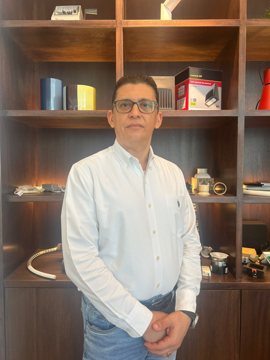 Ing. Robert Estrella: Director de Ingeniería en Grupo Elías